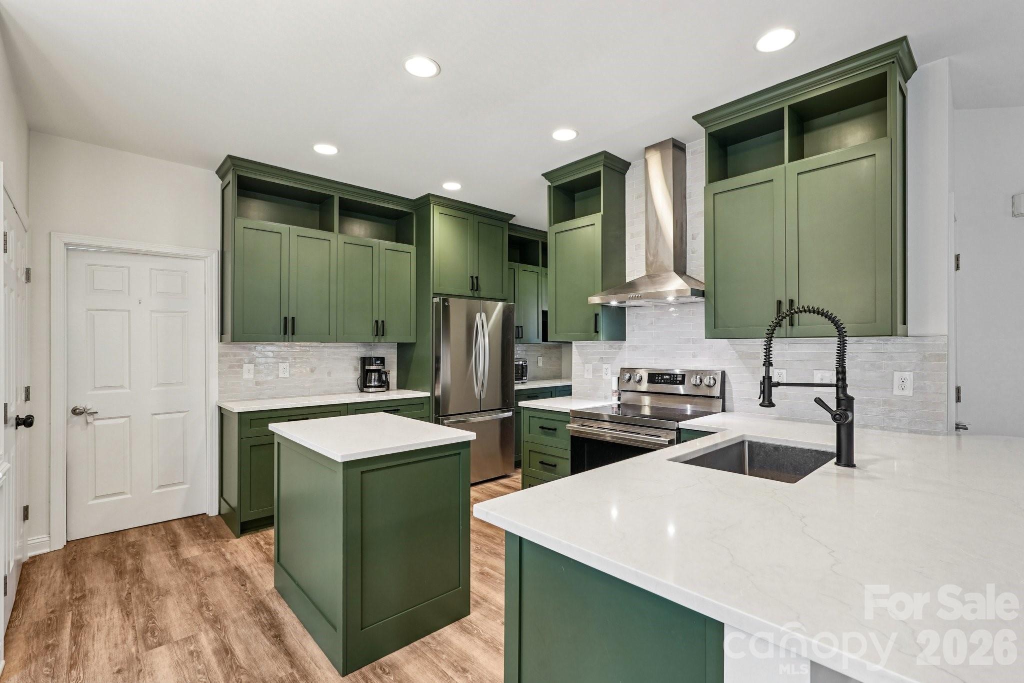 Hunters Pointe - Residential