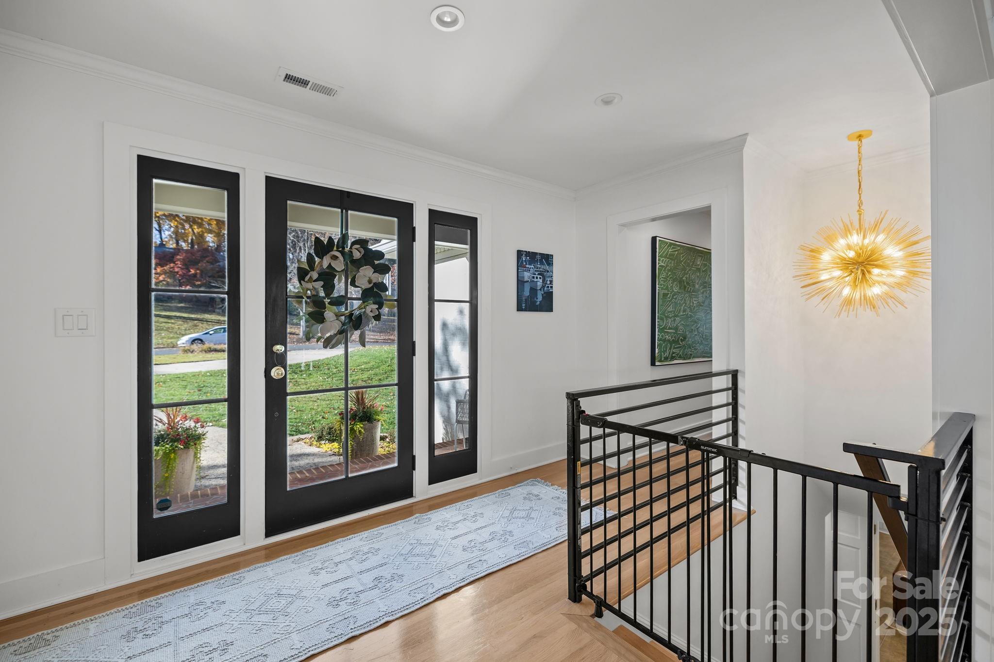 2912 Hinsdale Street