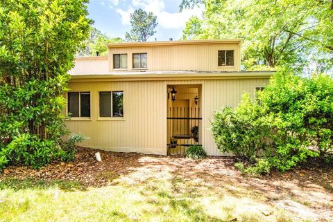 Photo of 7922 Horse Chestnut Lane, Charlotte, NC 28277 (MLS # 4377323)