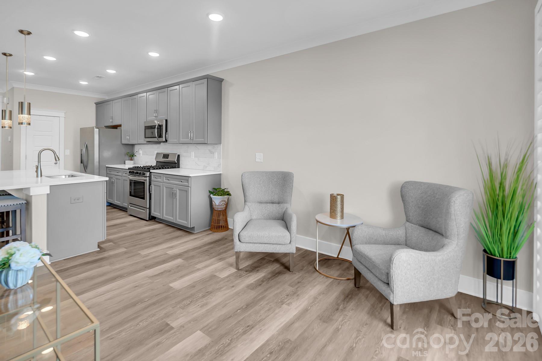 The Townhomes at McKee Glen - Residential