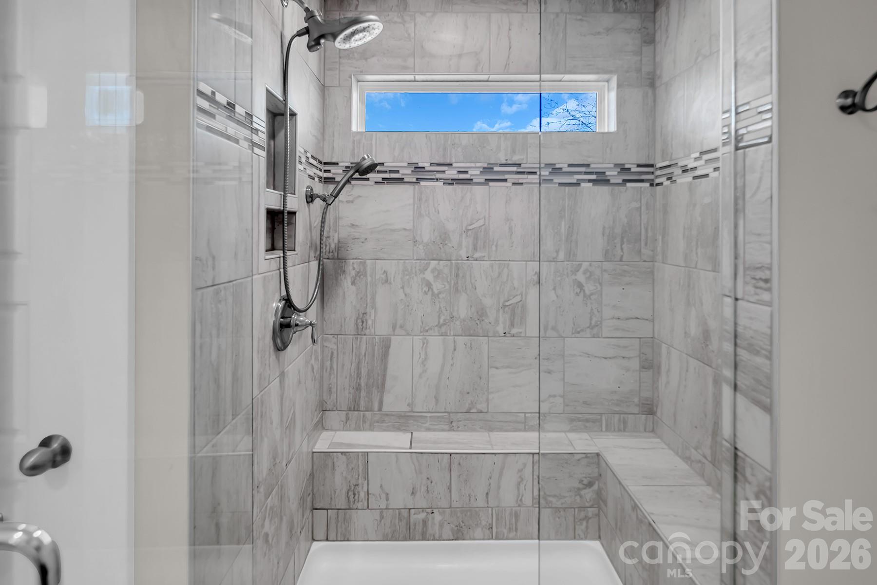 The Townhomes at McKee Glen - Residential