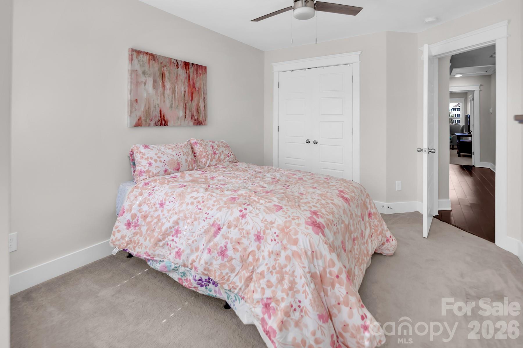 The Townhomes at McKee Glen - Residential