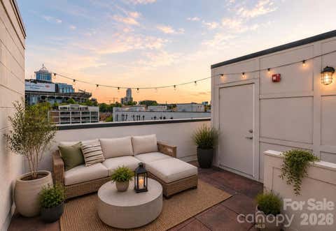 Photo of 613 Mcninch Street, Charlotte, NC 28208 (MLS # 4381151)