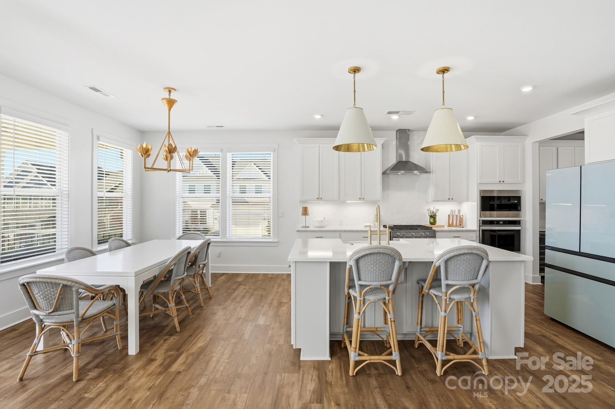 6246 Six String Court