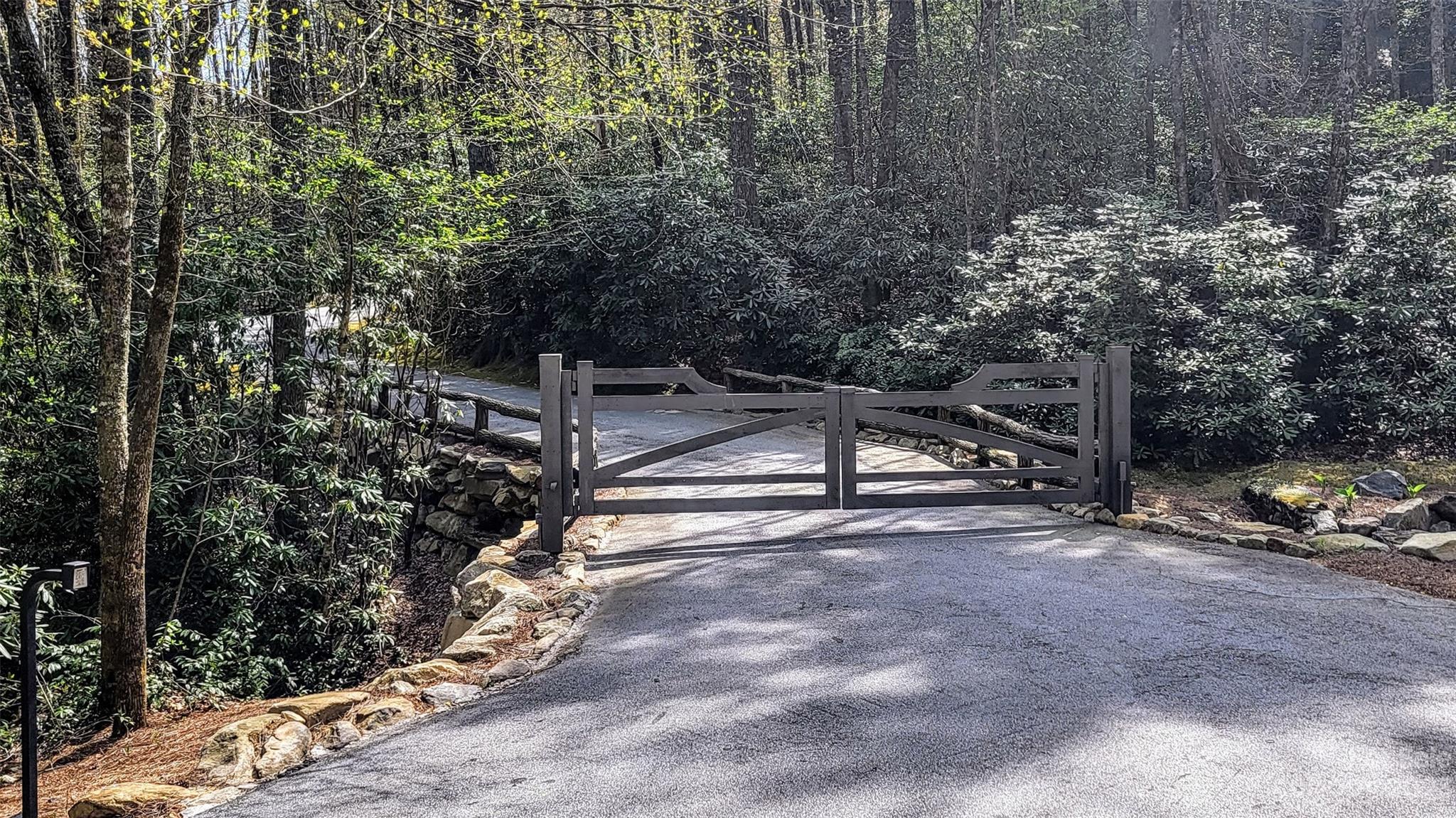 Hickory Ridge - Residential