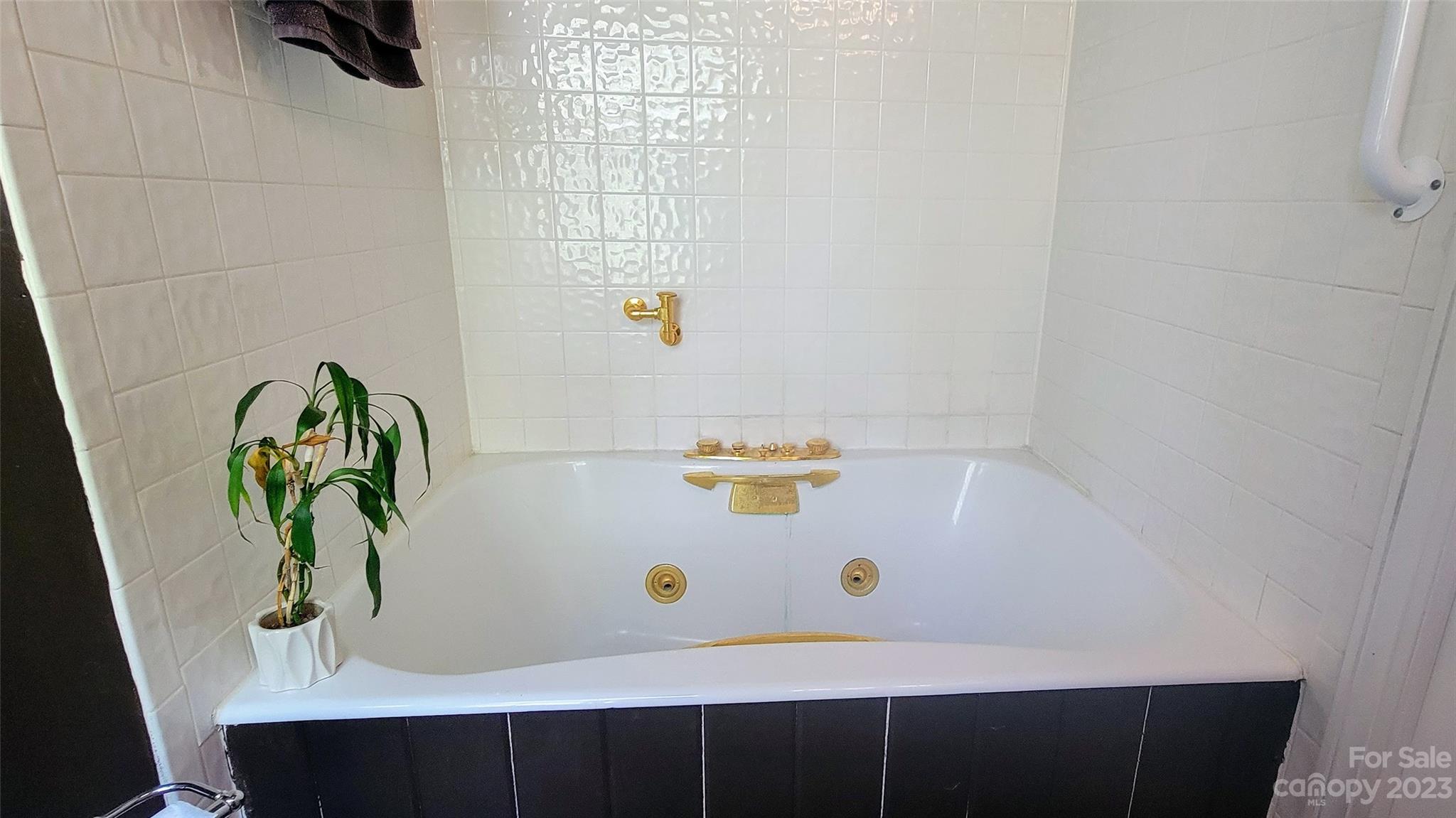 Hickory Ridge - Residential