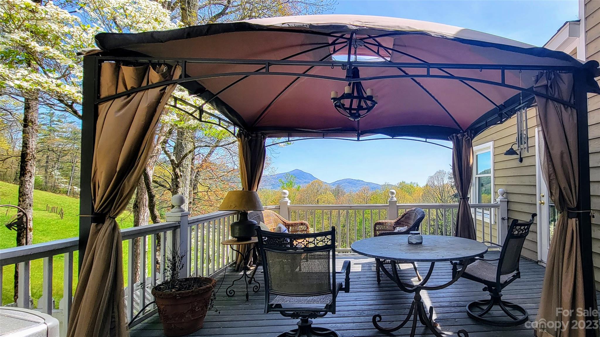 Hickory Ridge - Residential