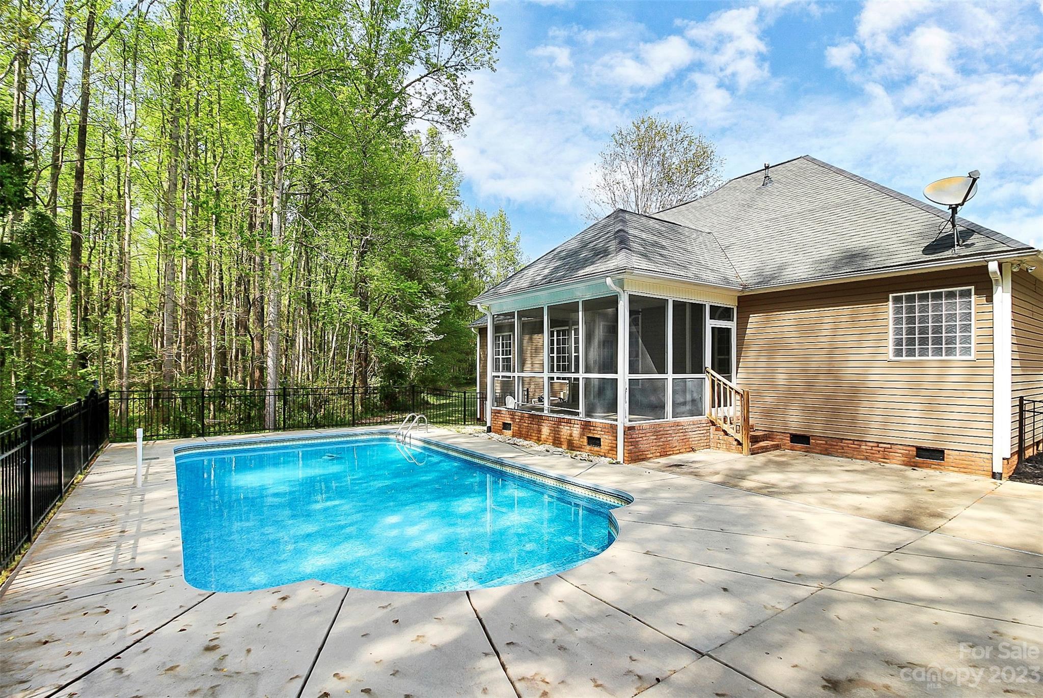 Richards Landing - Residential