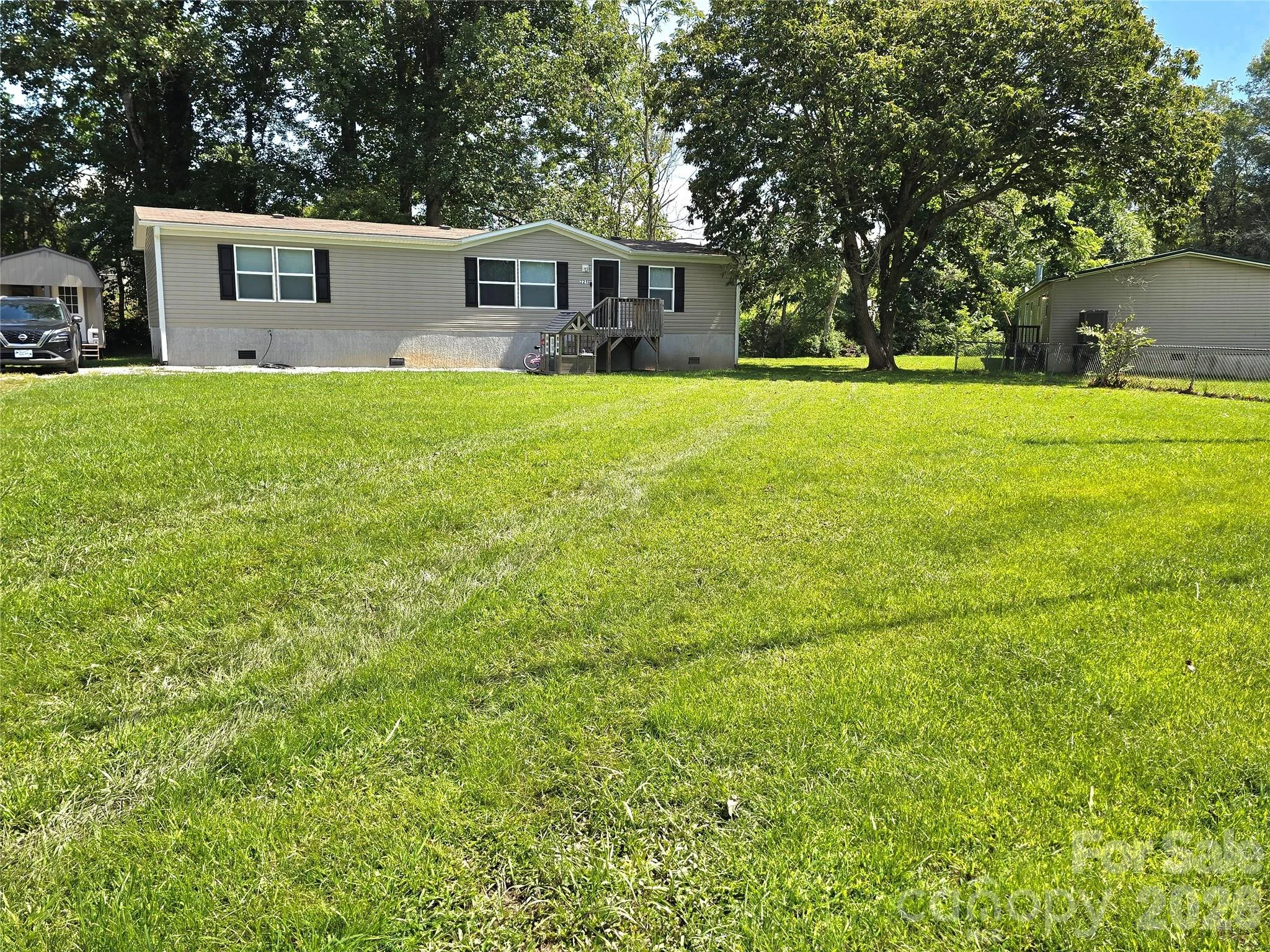 221 Turkey Pen Gap Road, Horse Shoe, NC, 28742