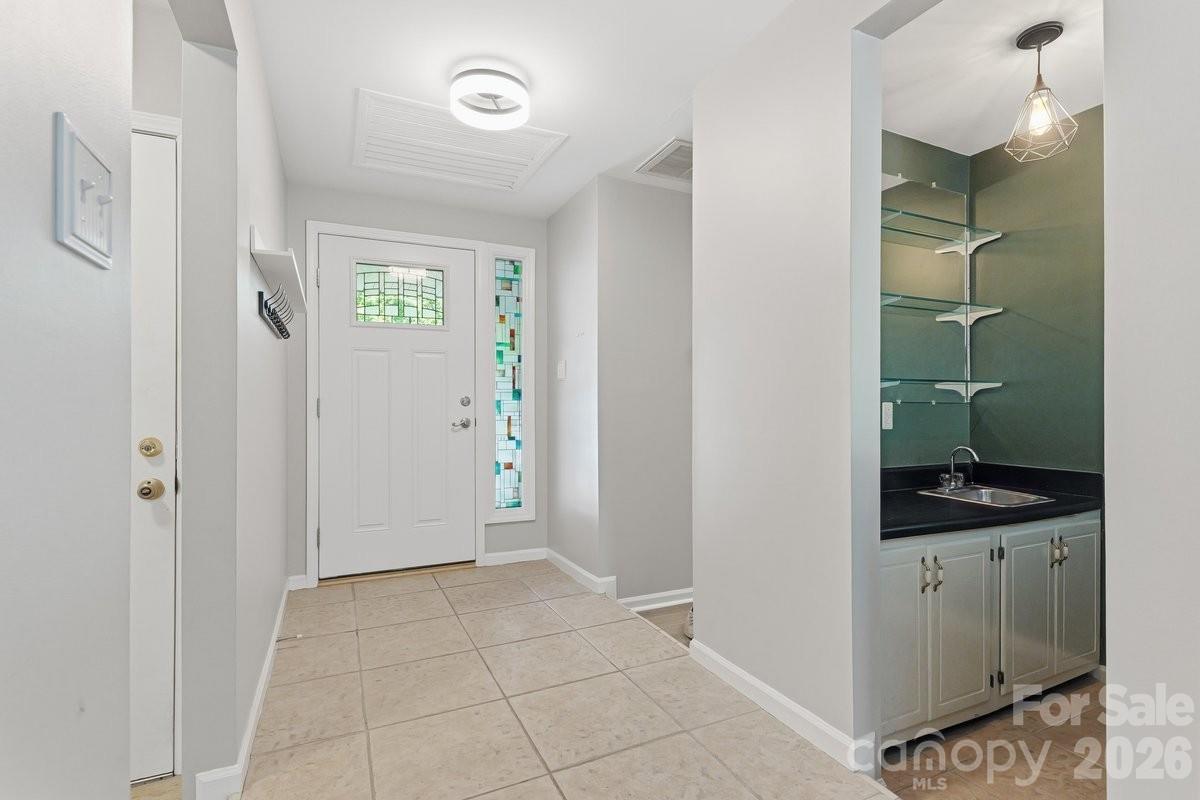 326 Vista Grande Circle