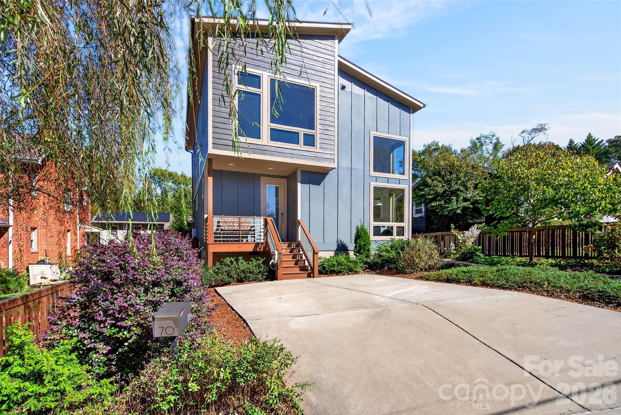 70 Garden Circle