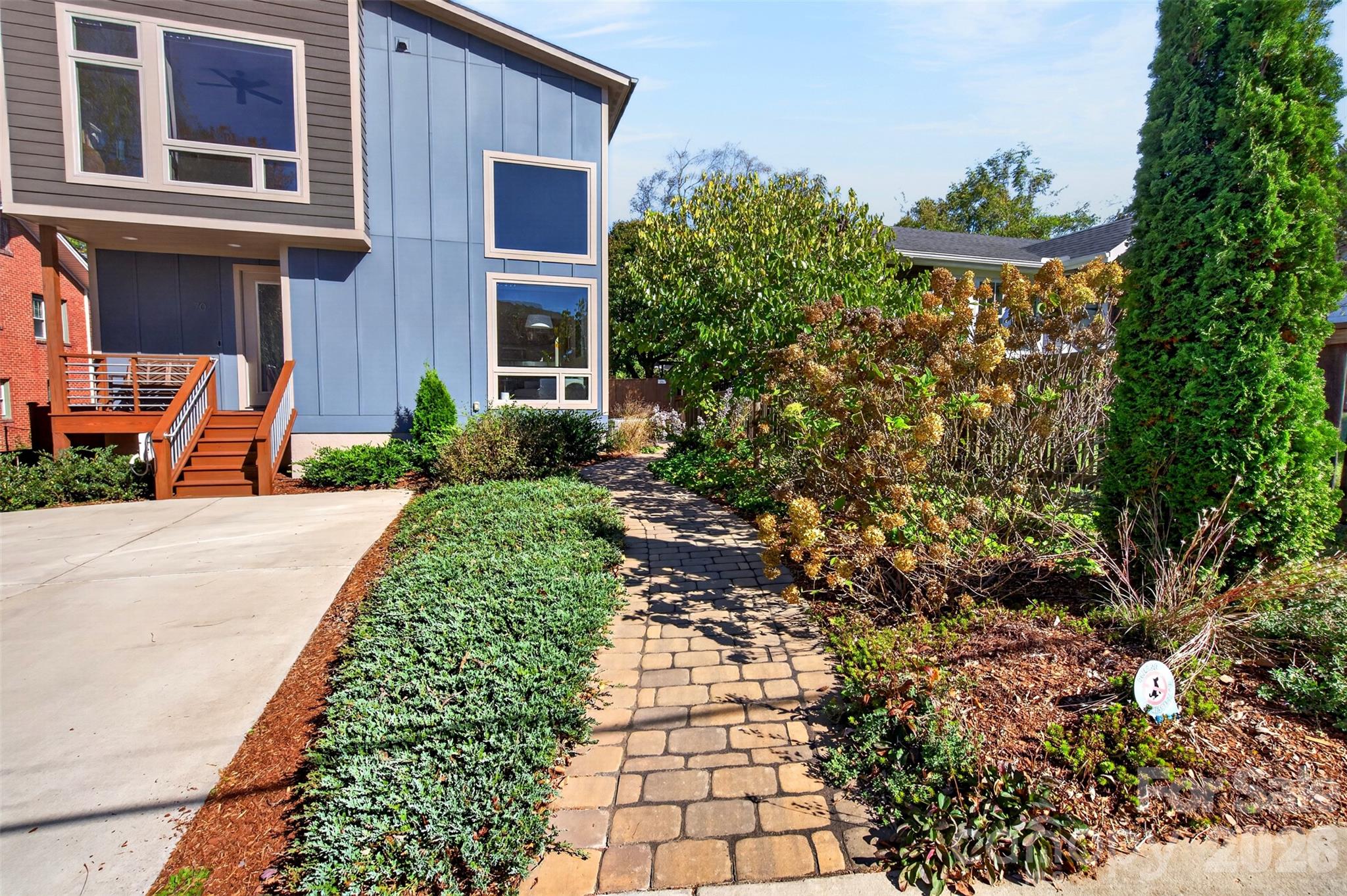 70 Garden Circle