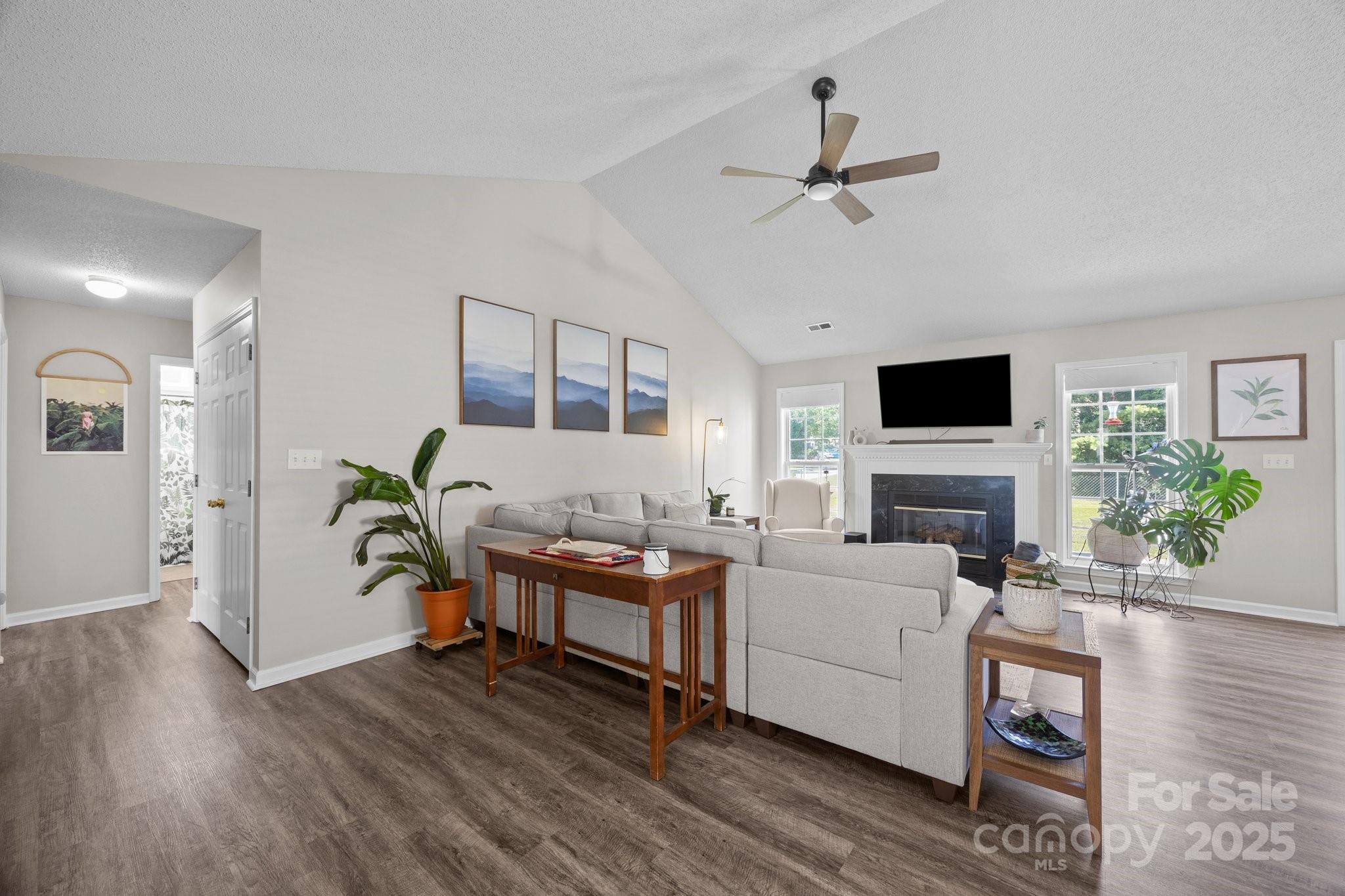 903 Woodhill Drive