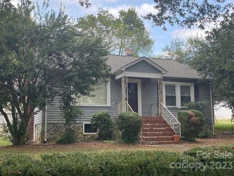 Photo for 2908 Newton Drive