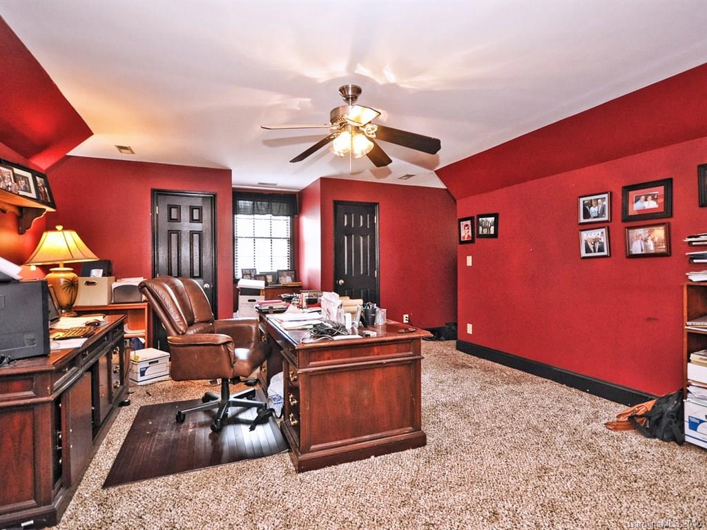 Beacon Knoll - Residential