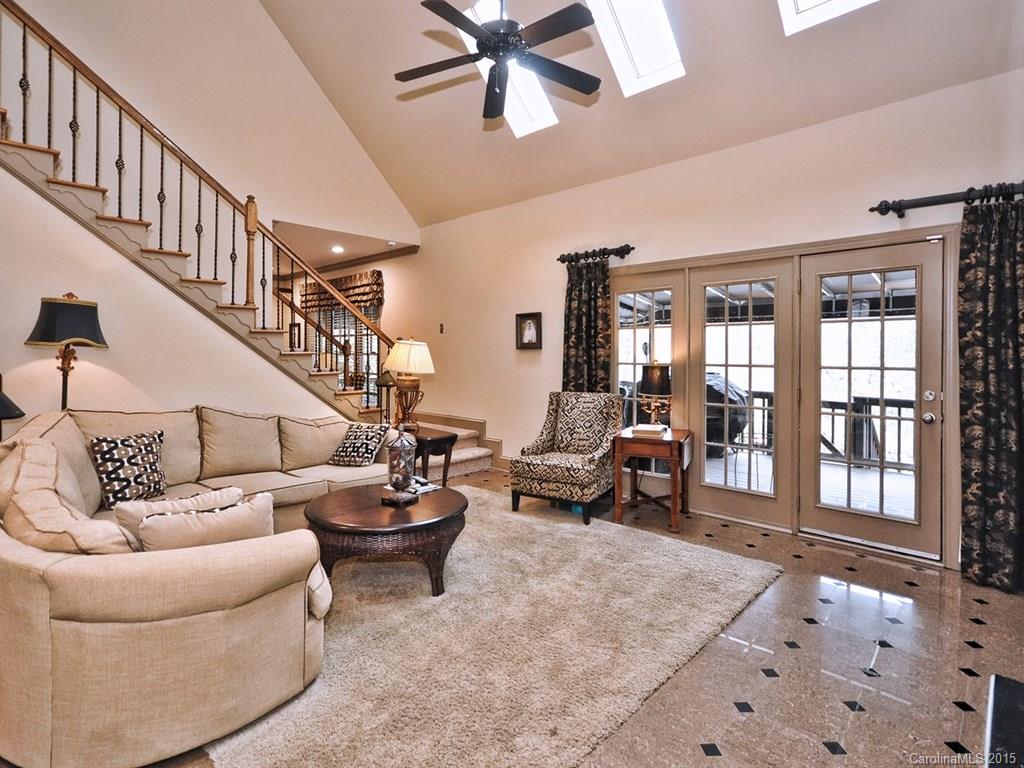 Beacon Knoll - Residential