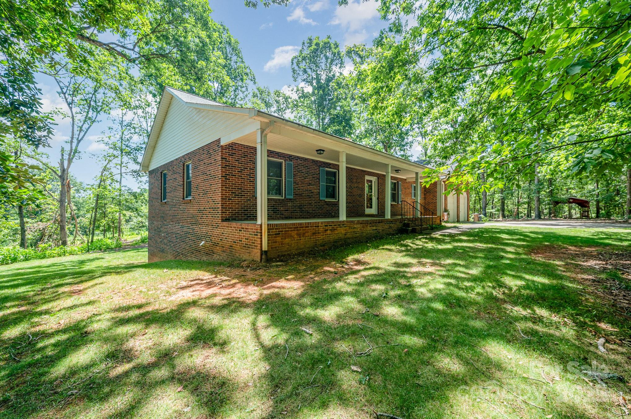 2155 W Randolph Road