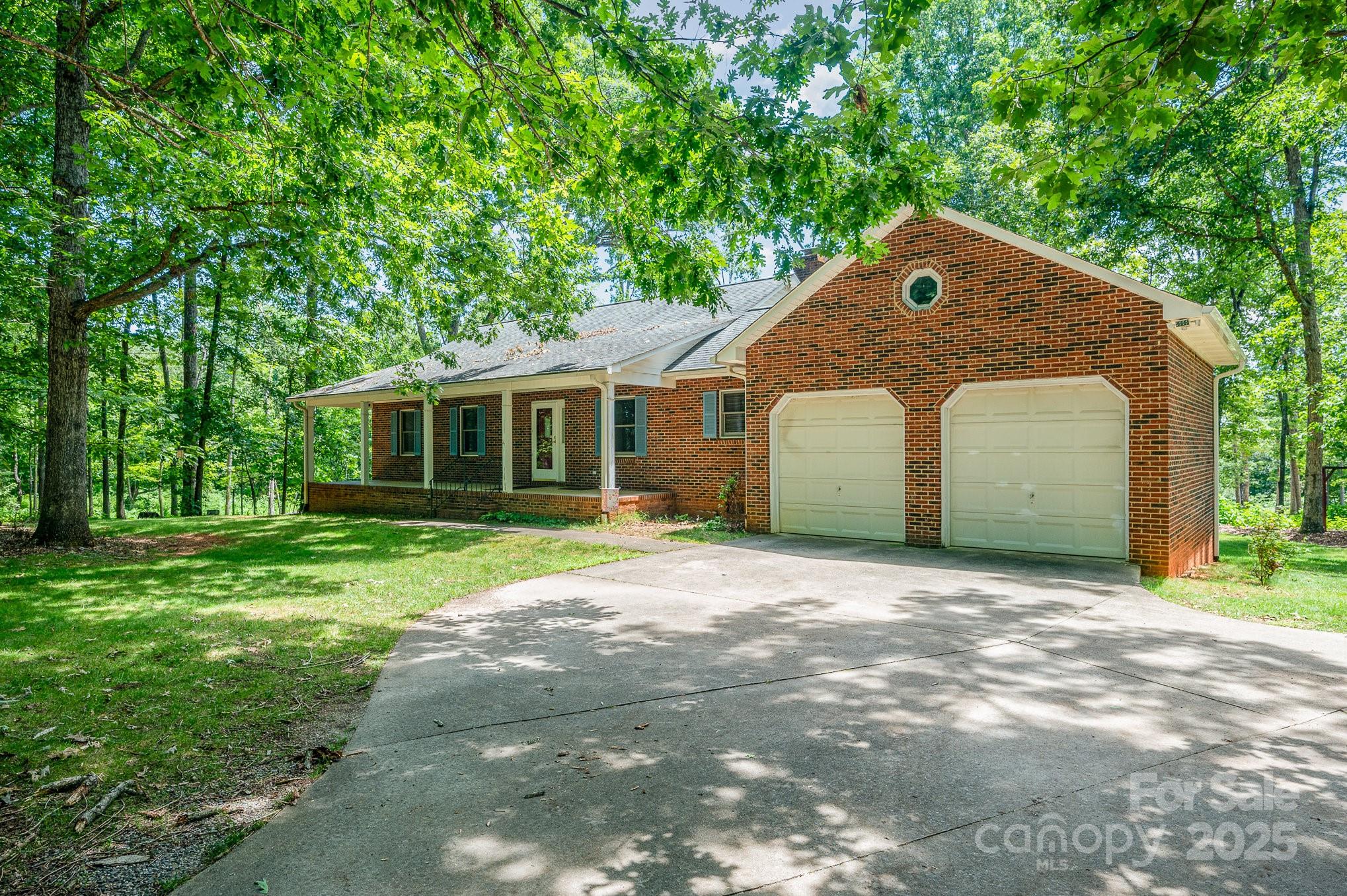 2155 W Randolph Road