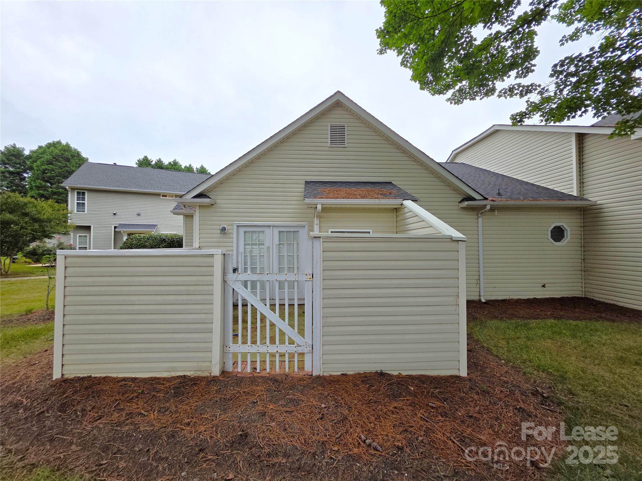 Towne Meadows At Treyburn - Residential Lease
