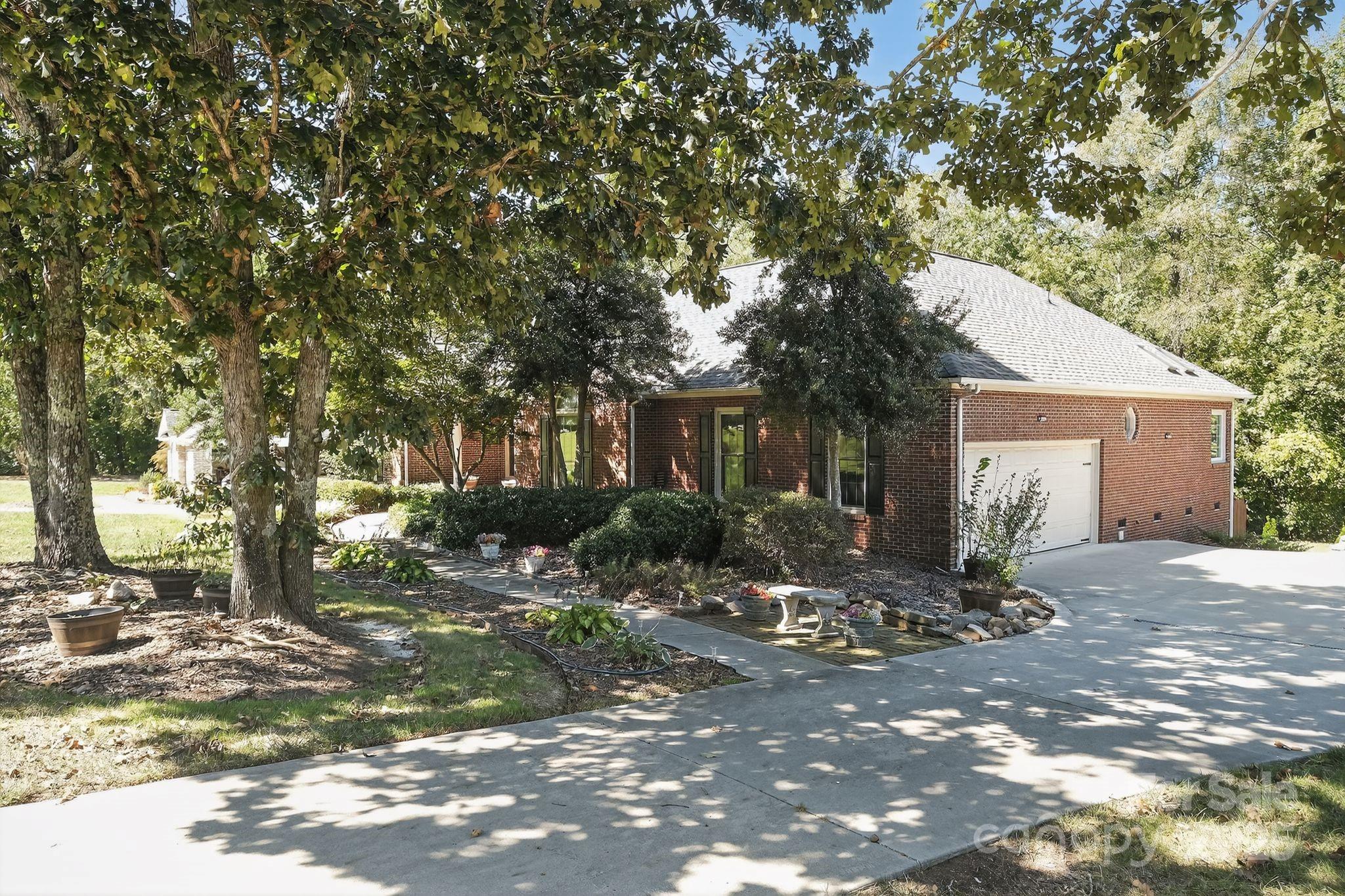 Stone Ridge - Residential