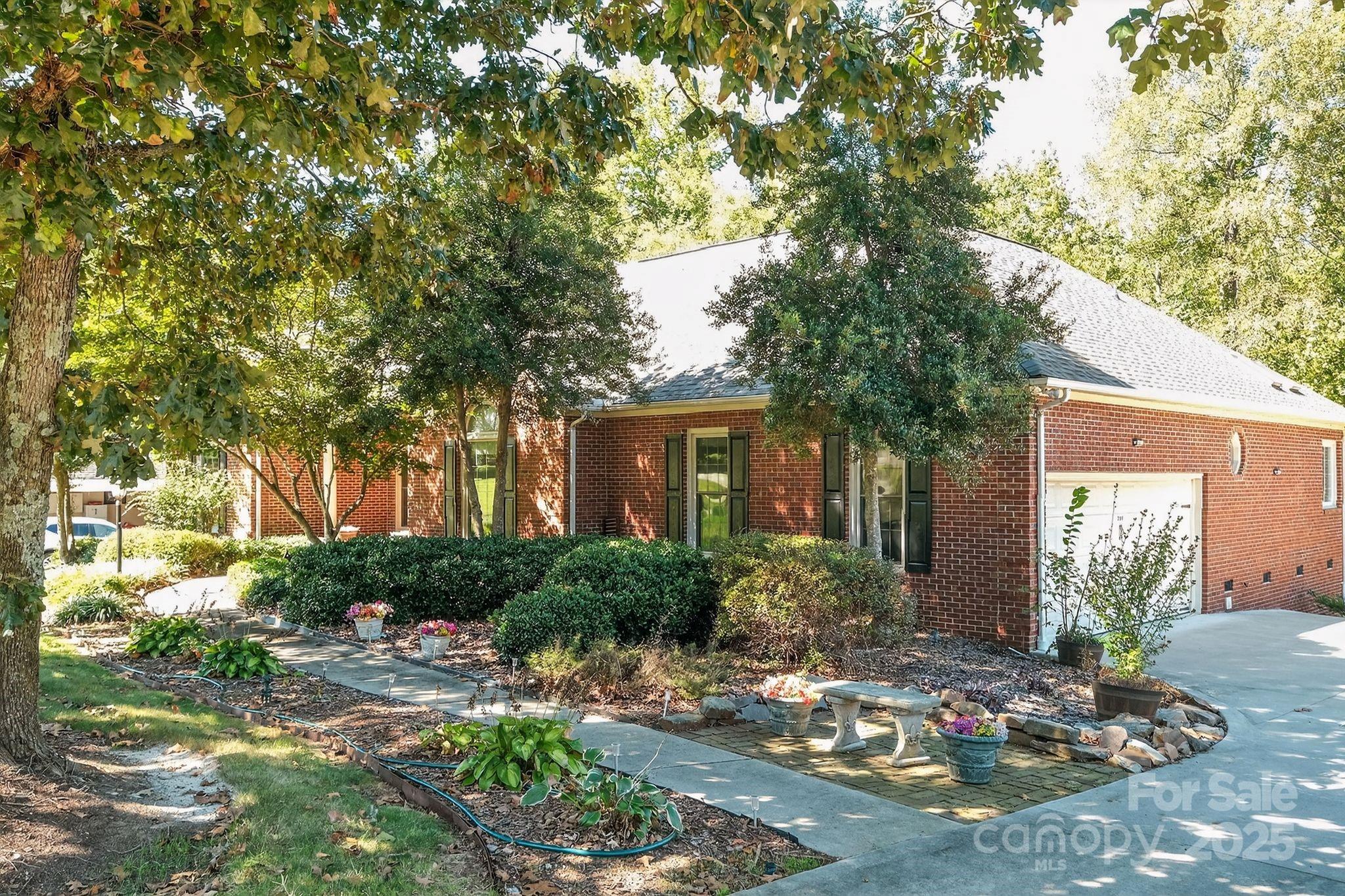 Stone Ridge - Residential