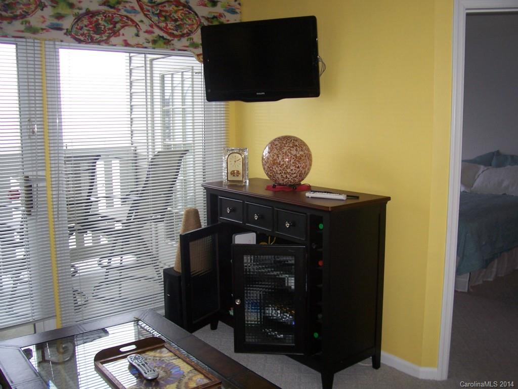 Dogwood Hills - Residential Lease