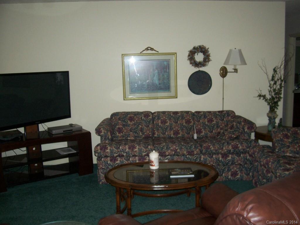 Dogwood Hills - Residential Lease