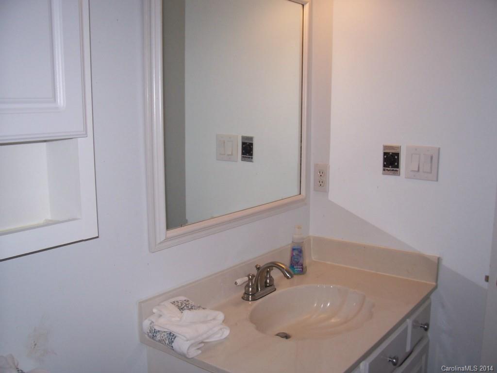 Dogwood Hills - Residential Lease