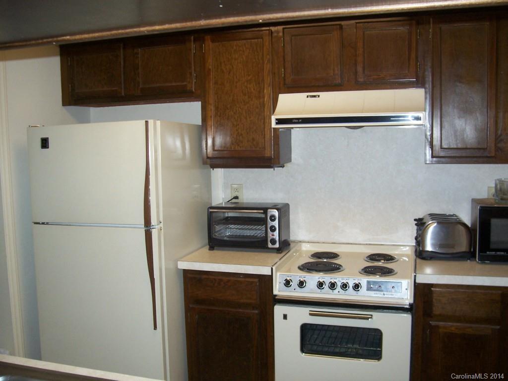 Dogwood Hills - Residential Lease