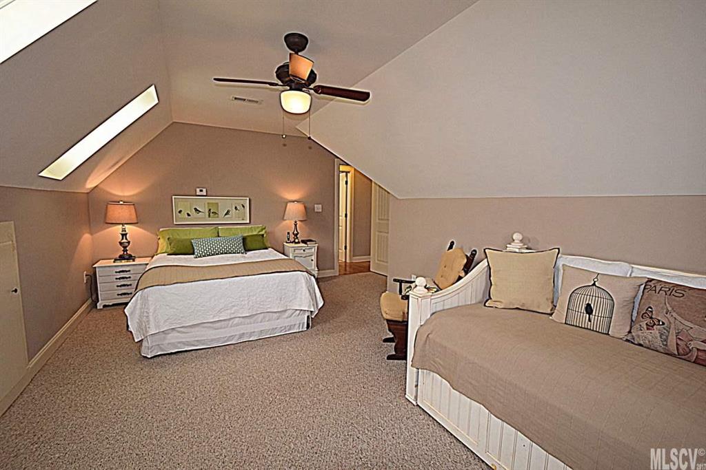Lincoln Greens - Residential