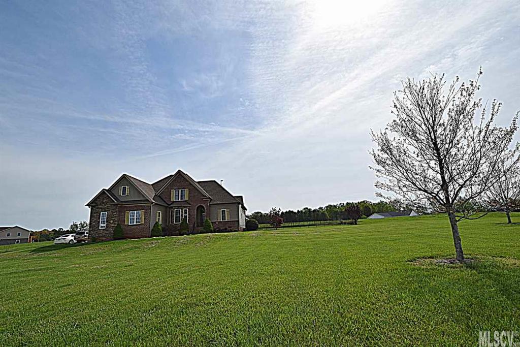 Lincoln Greens - Residential