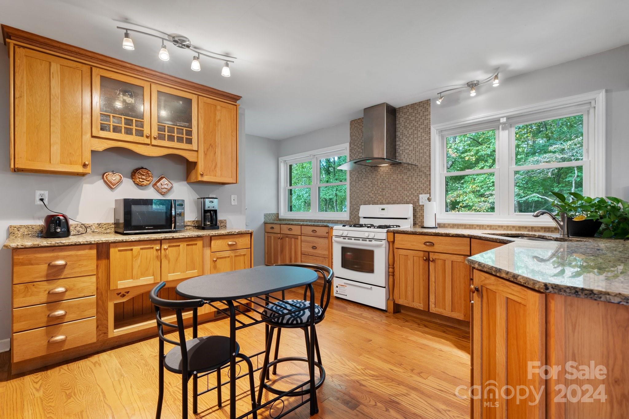 Wilburn Hunsucker Estate - Residential