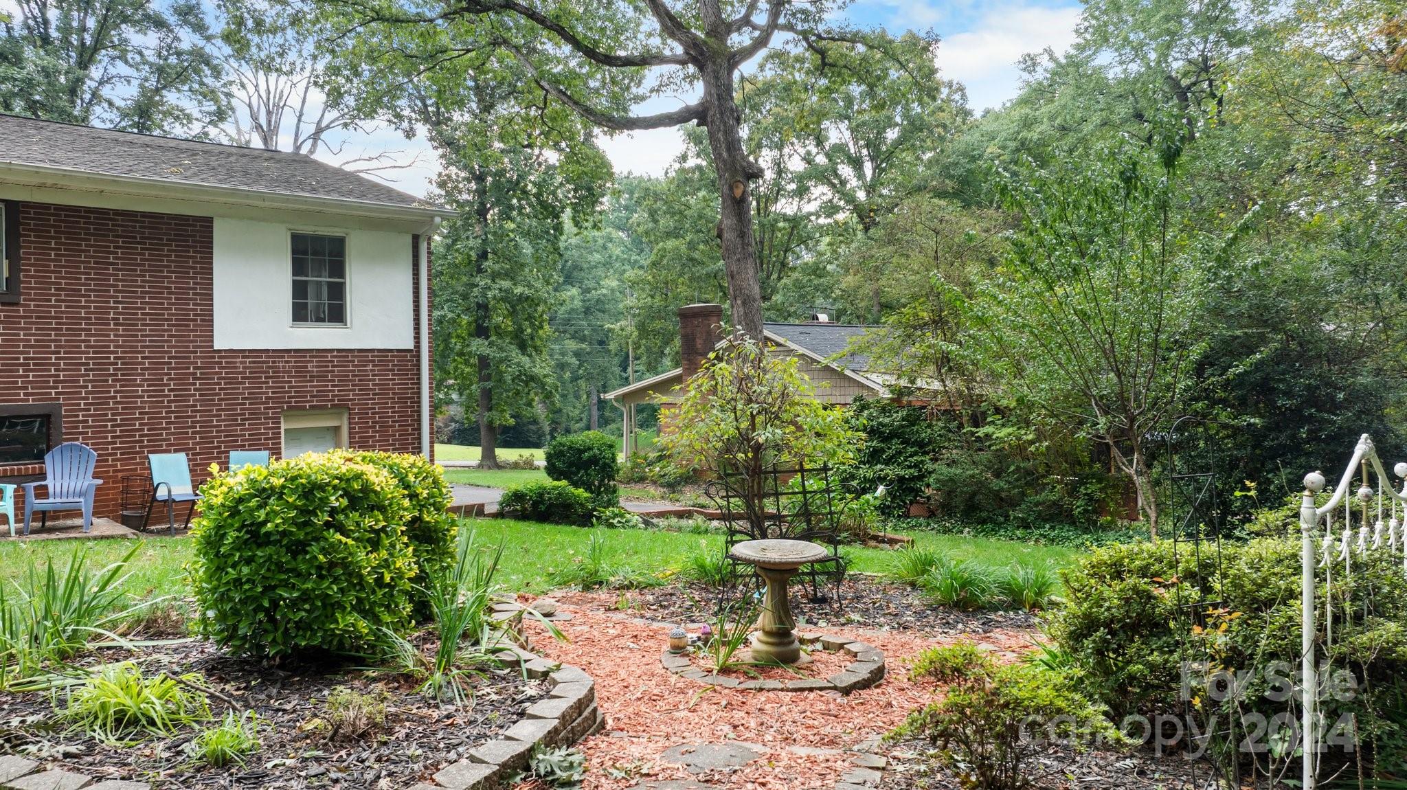 Wilburn Hunsucker Estate - Residential