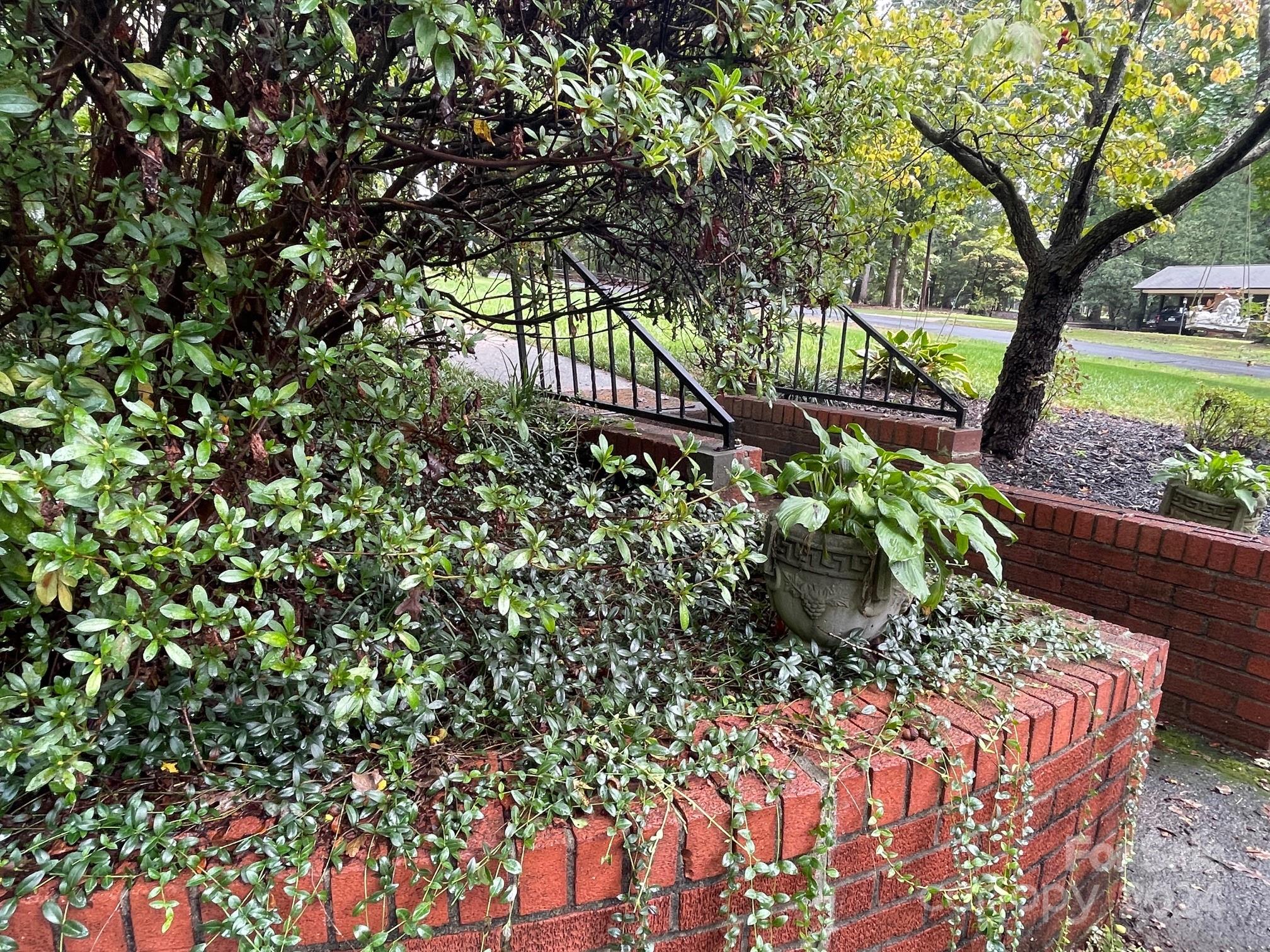 Wilburn Hunsucker Estate - Residential