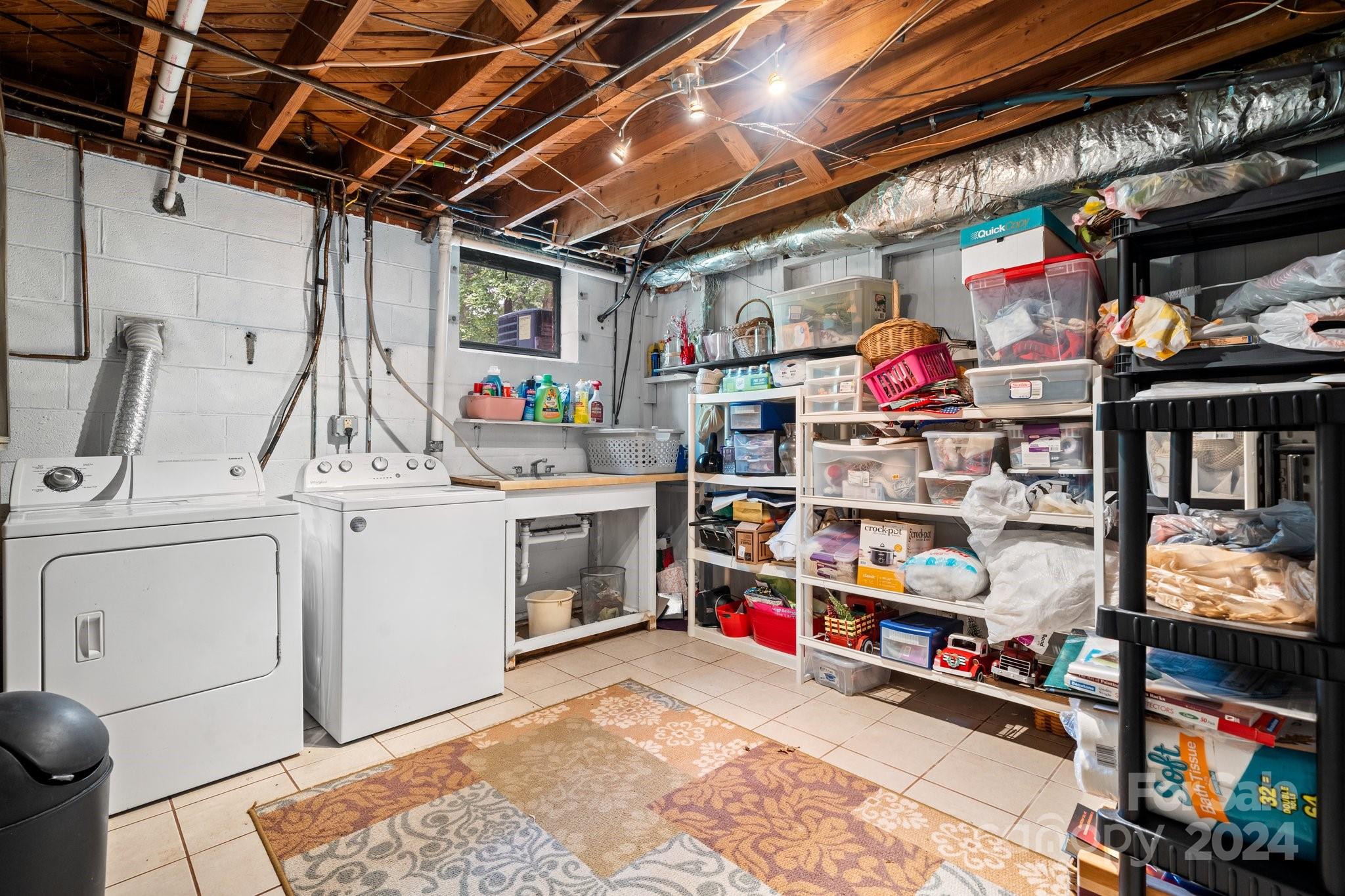 Wilburn Hunsucker Estate - Residential