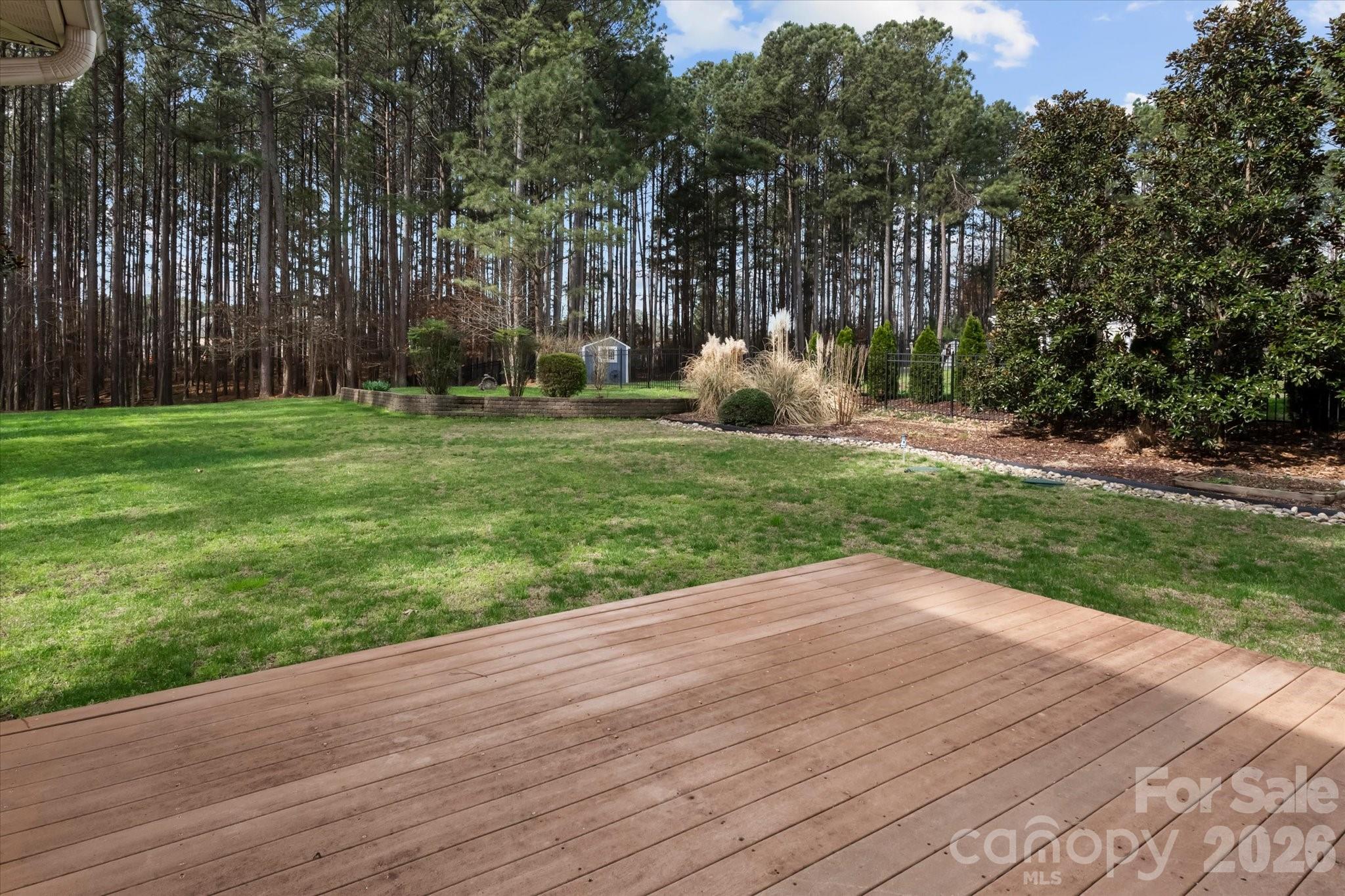 Woodleaf - Residential