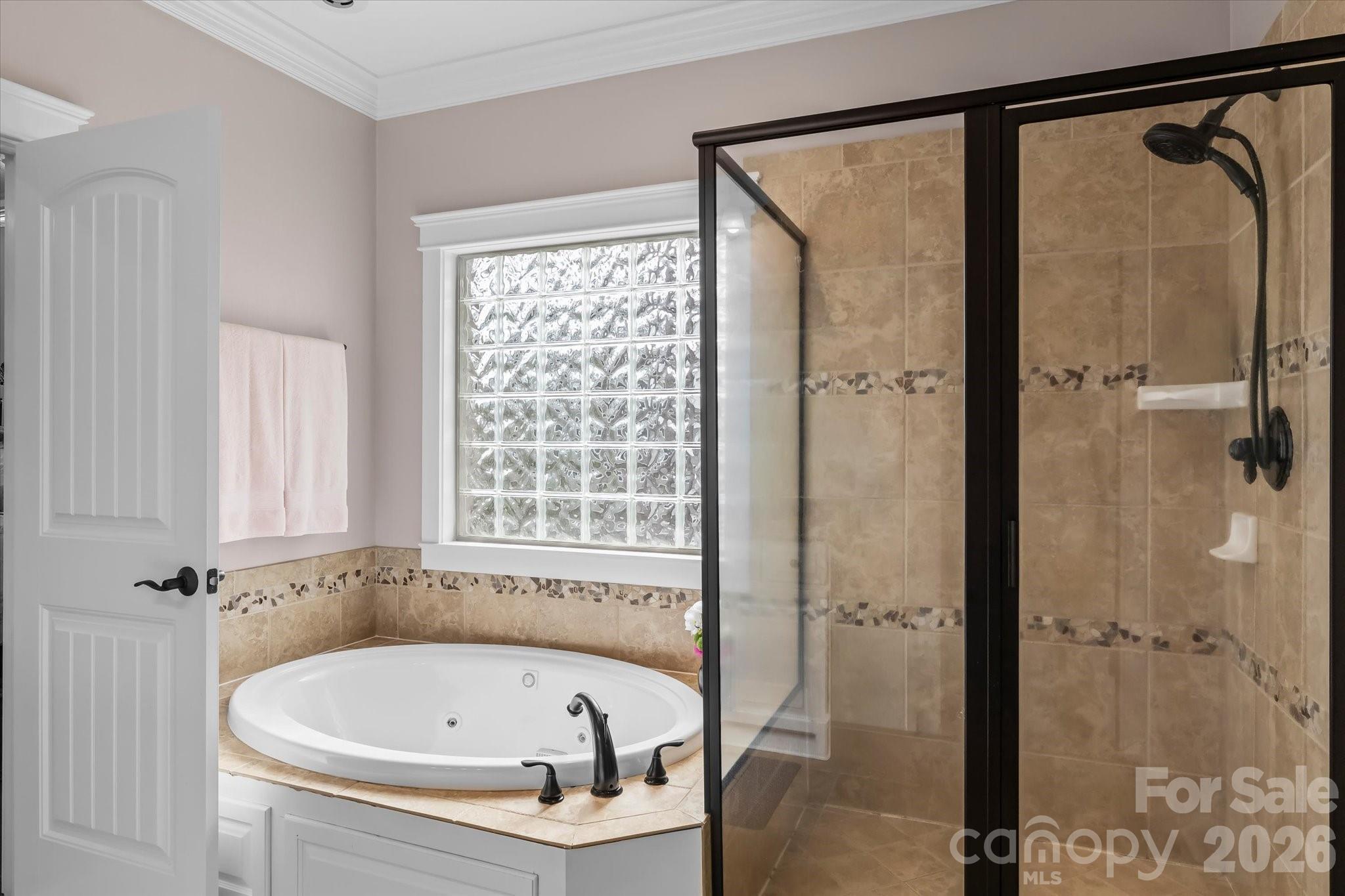 Woodleaf - Residential