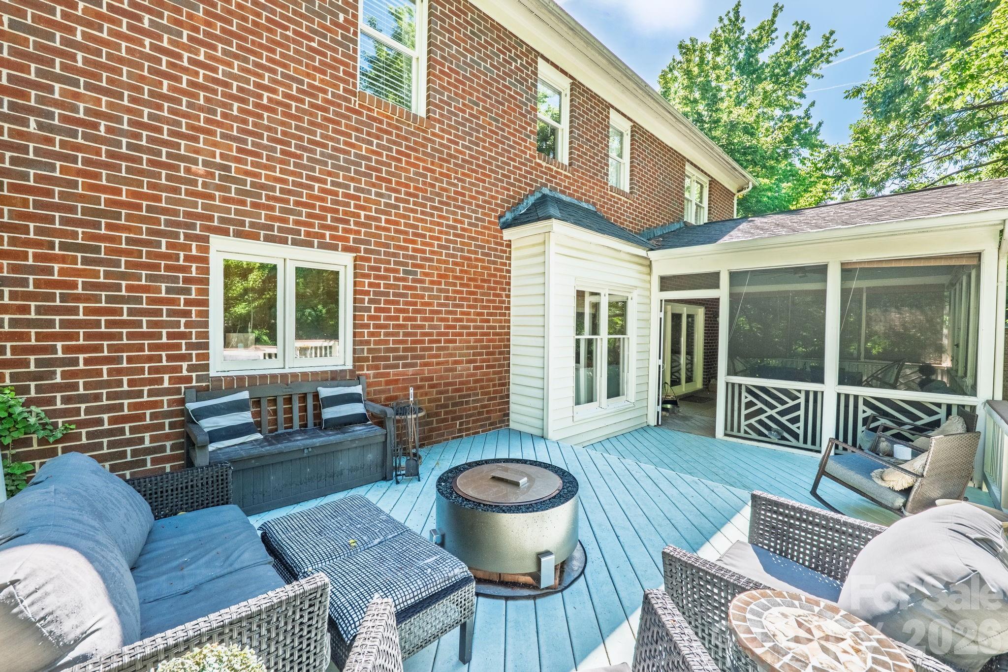 Huntington - Residential
