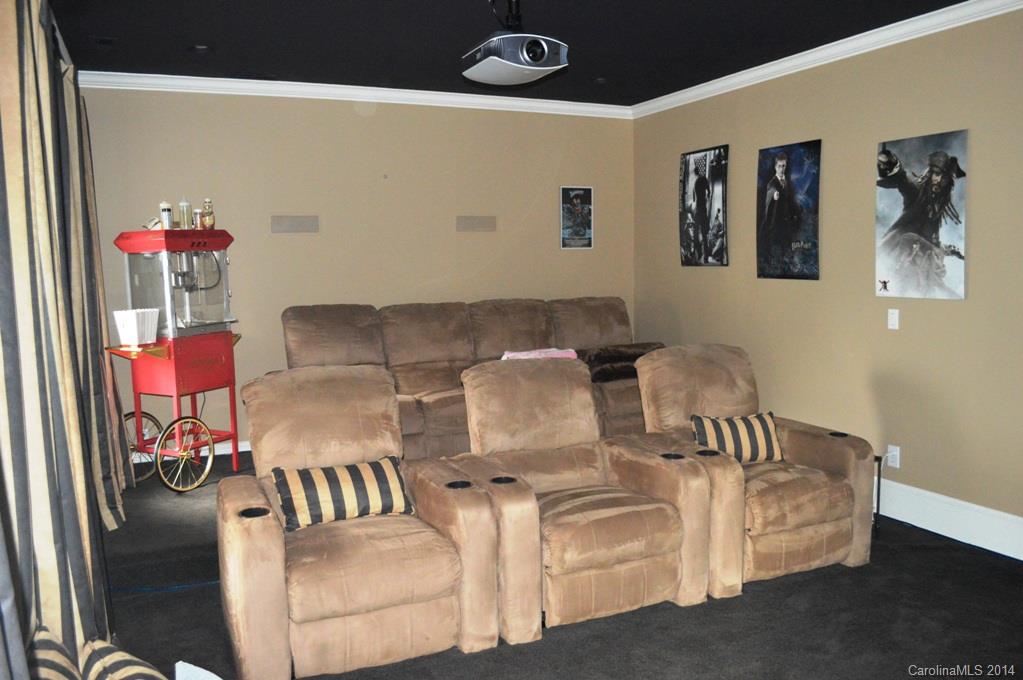 The Palisades - Residential