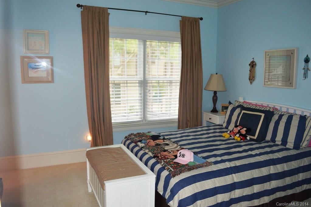 The Palisades - Residential