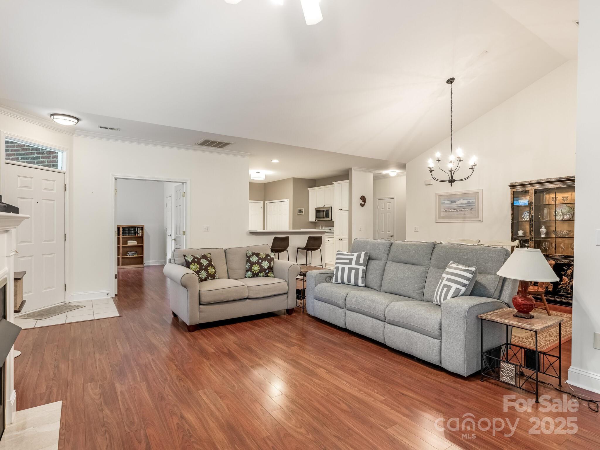 3729 Oak View Court