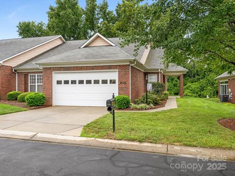Photo of 3729 Oak View Court, Matthews, NC 28105 (MLS # 4289606)