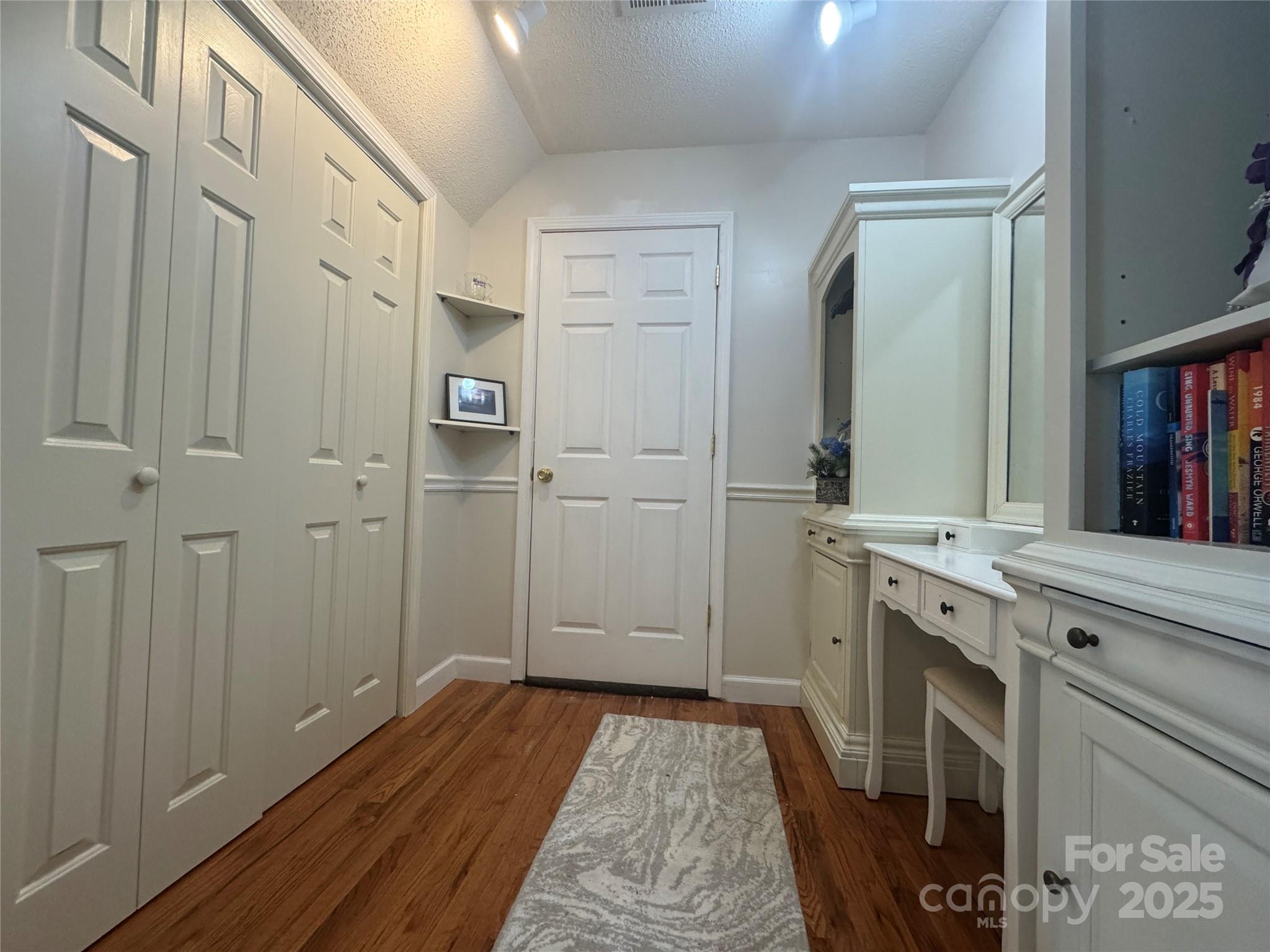 River Walk - Residential