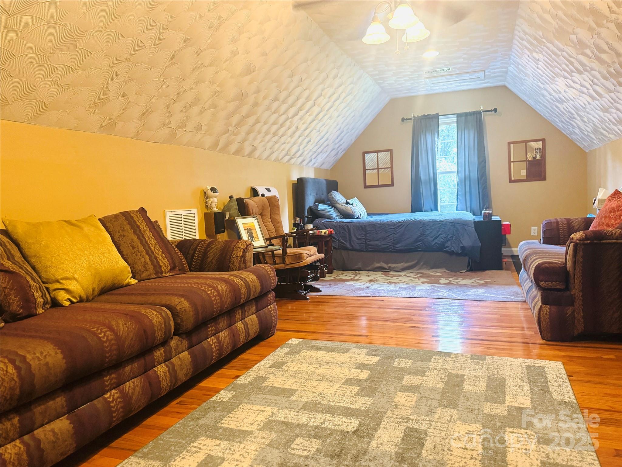 River Walk - Residential