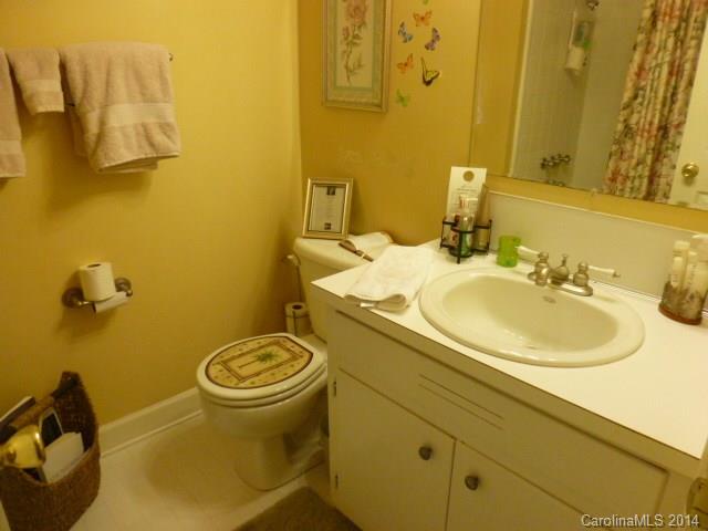 Country Club Estates - Residential