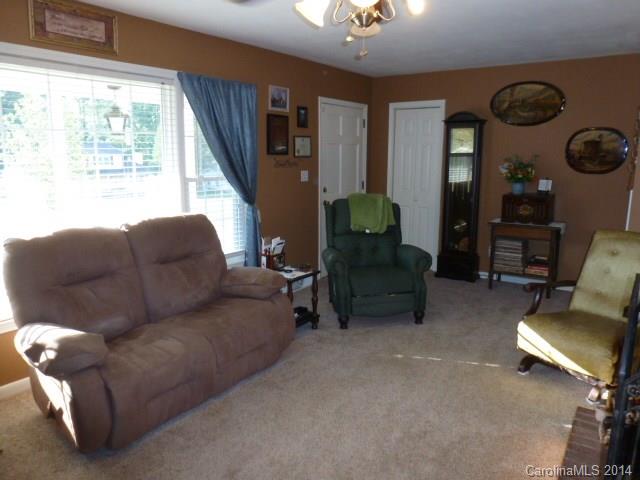 Country Club Estates - Residential