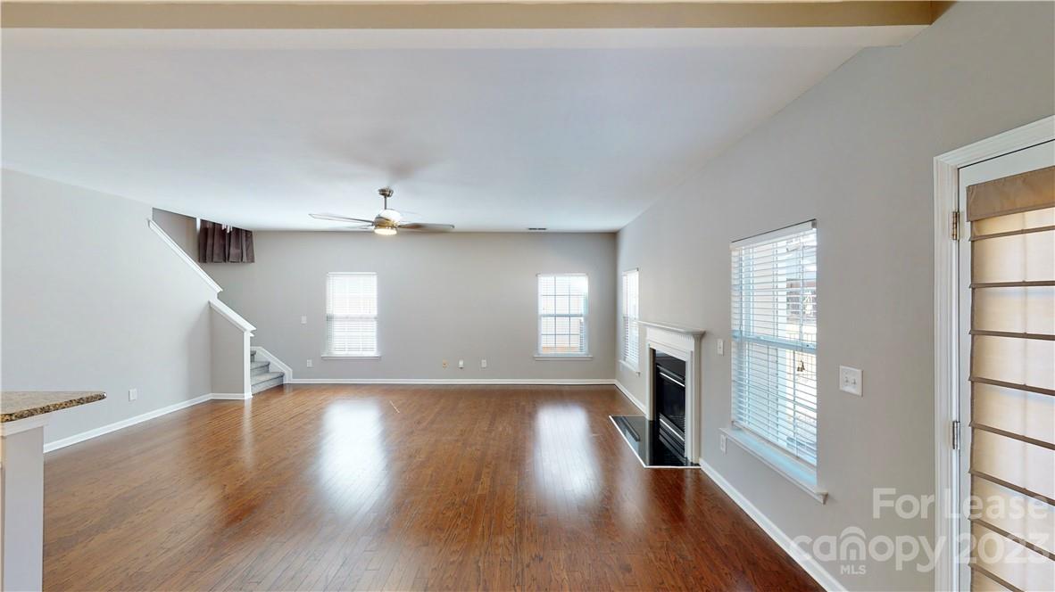 Stowe Pointe - Residential Lease