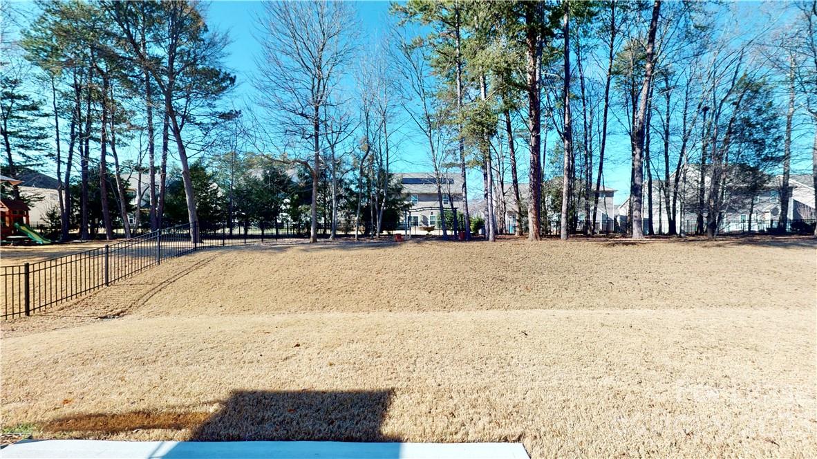 Stowe Pointe - Residential Lease