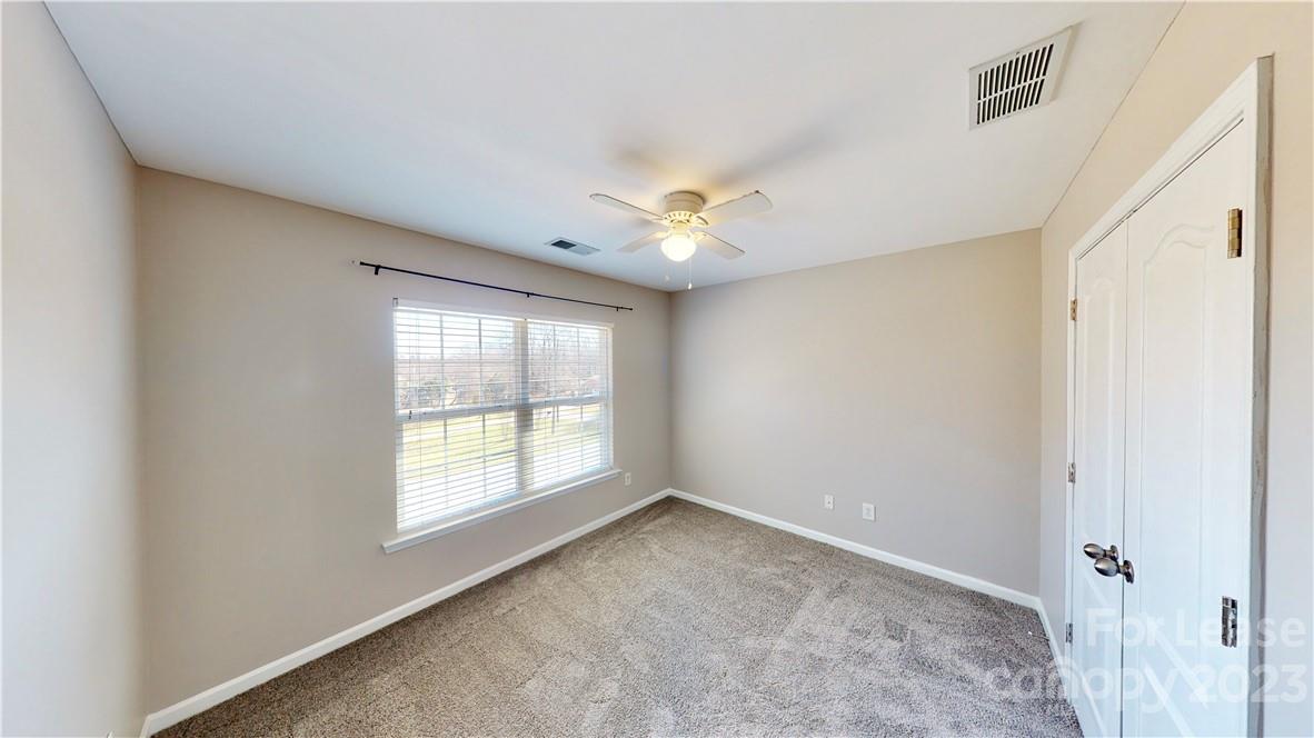 Stowe Pointe - Residential Lease