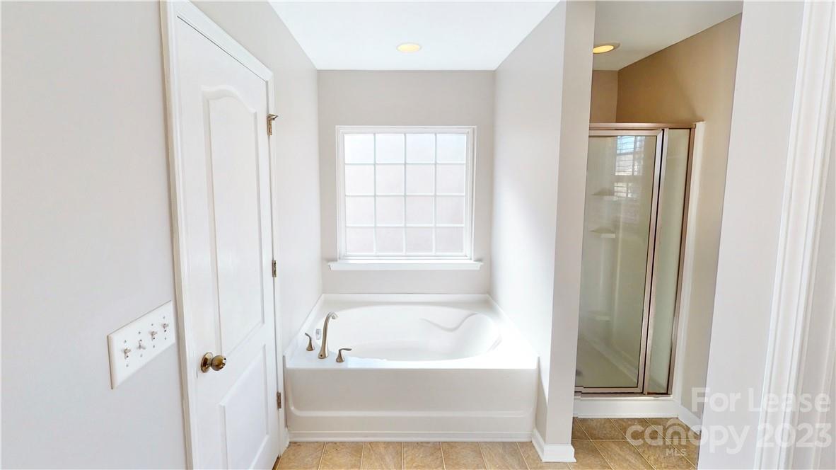 Stowe Pointe - Residential Lease